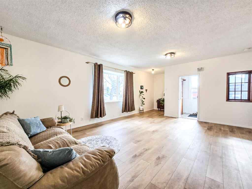 MLS® A2267662 - 7709 & 7707 23 Avenue  in NONE Coleman, Residential