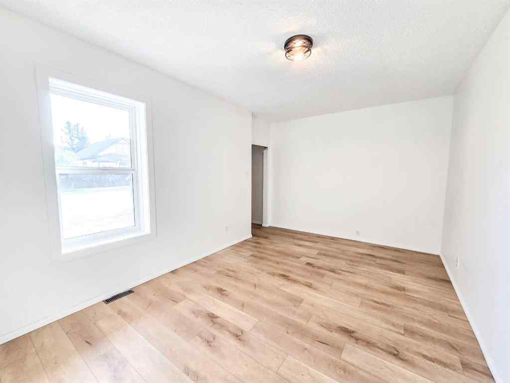 MLS® A2267662 - 7709 & 7707 23 Avenue  in NONE Coleman, Residential