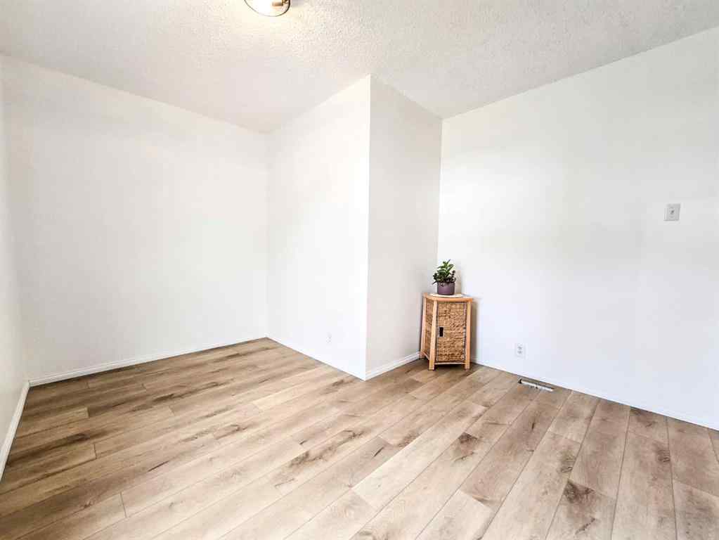 MLS® A2267662 - 7709 & 7707 23 Avenue  in NONE Coleman, Residential