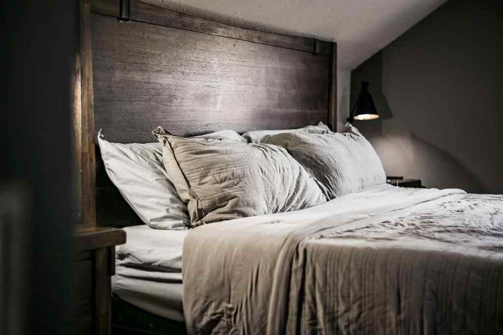 MLS® A2267663 - 22901 10 Avenue  in NONE Hillcrest, Residential