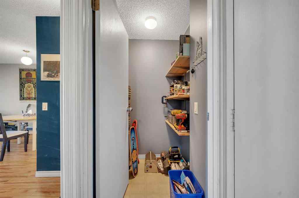 MLS® A2267664 - Unit #307 110 20 Avenue NE in Tuxedo Park Calgary, Residential