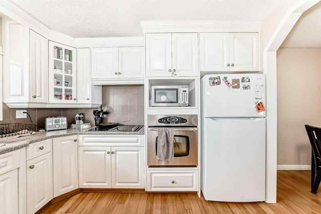 MLS® A2267667 - 8015 4A Street SW in Kingsland Calgary, Residential