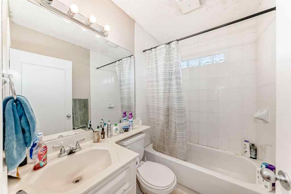 MLS® A2267667 - 8015 4A Street SW in Kingsland Calgary, Residential