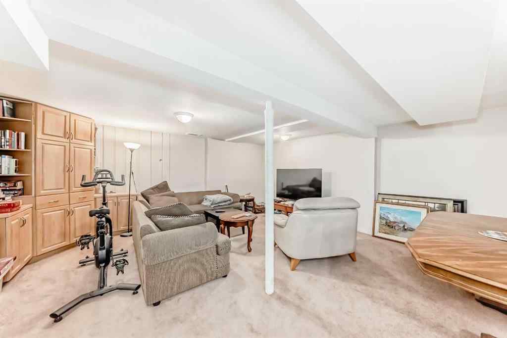 MLS® A2267667 - 8015 4A Street SW in Kingsland Calgary, Residential