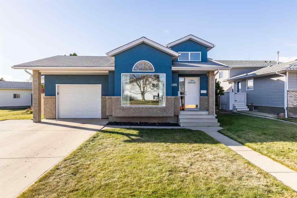 MLS® A2267668 - 2195 Hull Way NE in Northeast Crescent Heights Medicine Hat, Residential