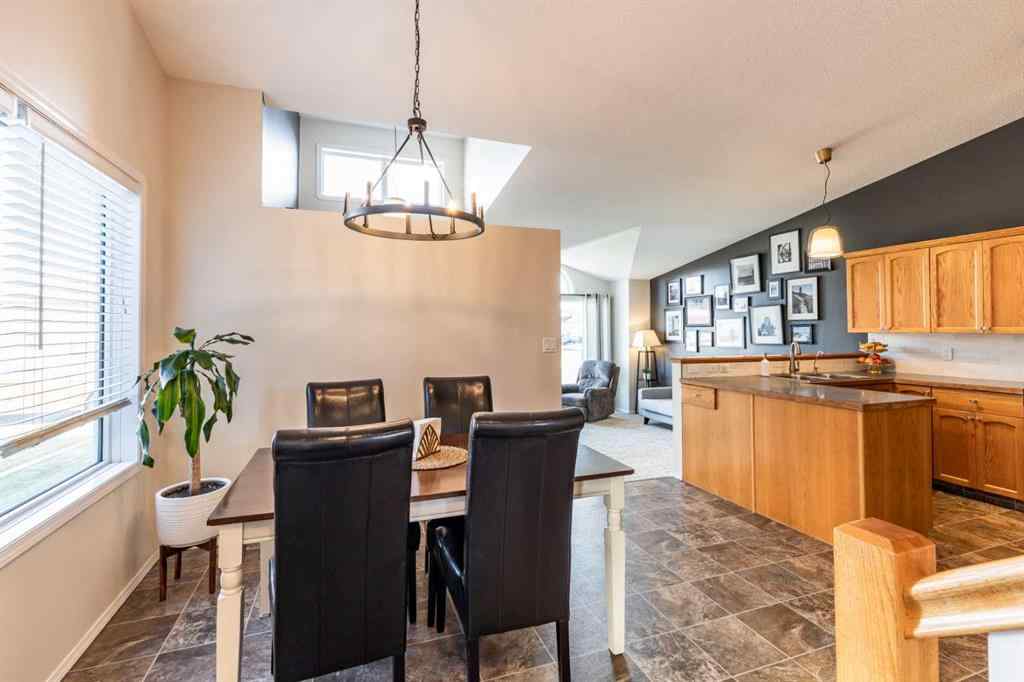 MLS® A2267668 - 2195 Hull Way NE in Northeast Crescent Heights Medicine Hat, Residential