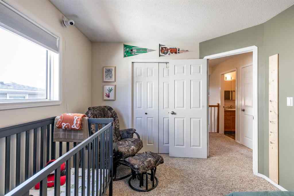 MLS® A2267668 - 2195 Hull Way NE in Northeast Crescent Heights Medicine Hat, Residential