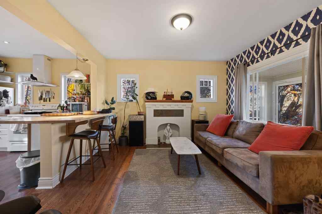 MLS® A2267675 - 315 12 Avenue NW in Crescent Heights Calgary, Residential