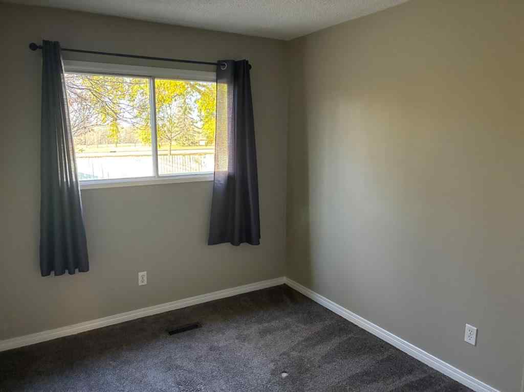 MLS® A2267678 - 7208 99A Street  in Hillside Grande Prairie, Residential