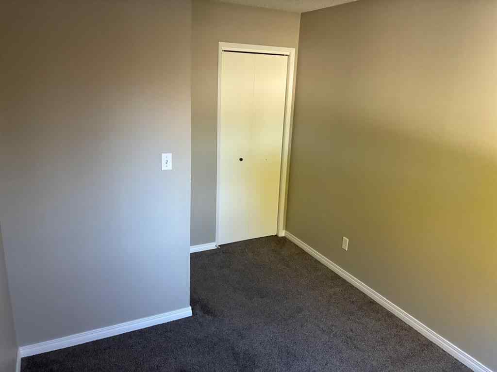 MLS® A2267678 - 7208 99A Street  in Hillside Grande Prairie, Residential