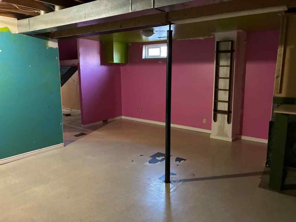 MLS® A2267678 - 7208 99A Street  in Hillside Grande Prairie, Residential