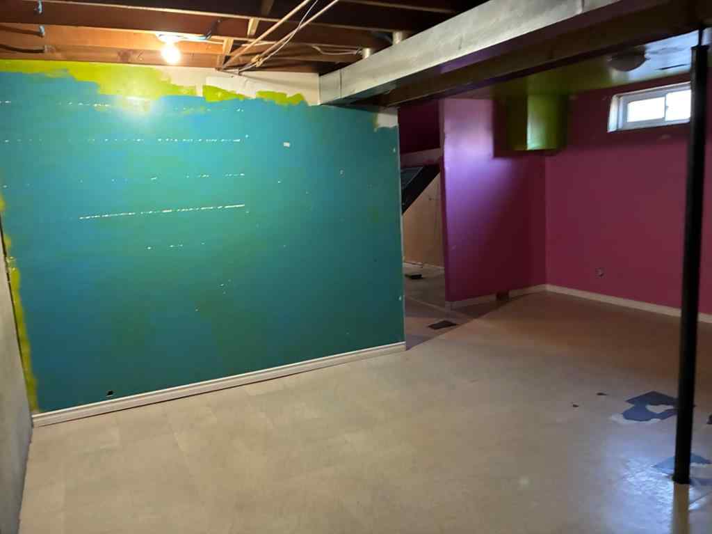 MLS® A2267678 - 7208 99A Street  in Hillside Grande Prairie, Residential