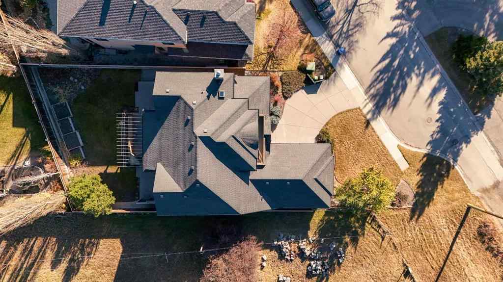 MLS® A2267680 - 5512 Baroc Road NW in Dalhousie Calgary, Residential