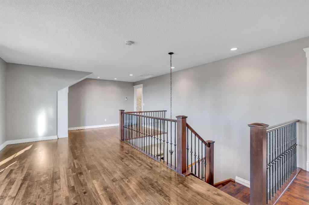 MLS® A2267680 - 5512 Baroc Road NW in Dalhousie Calgary, Residential