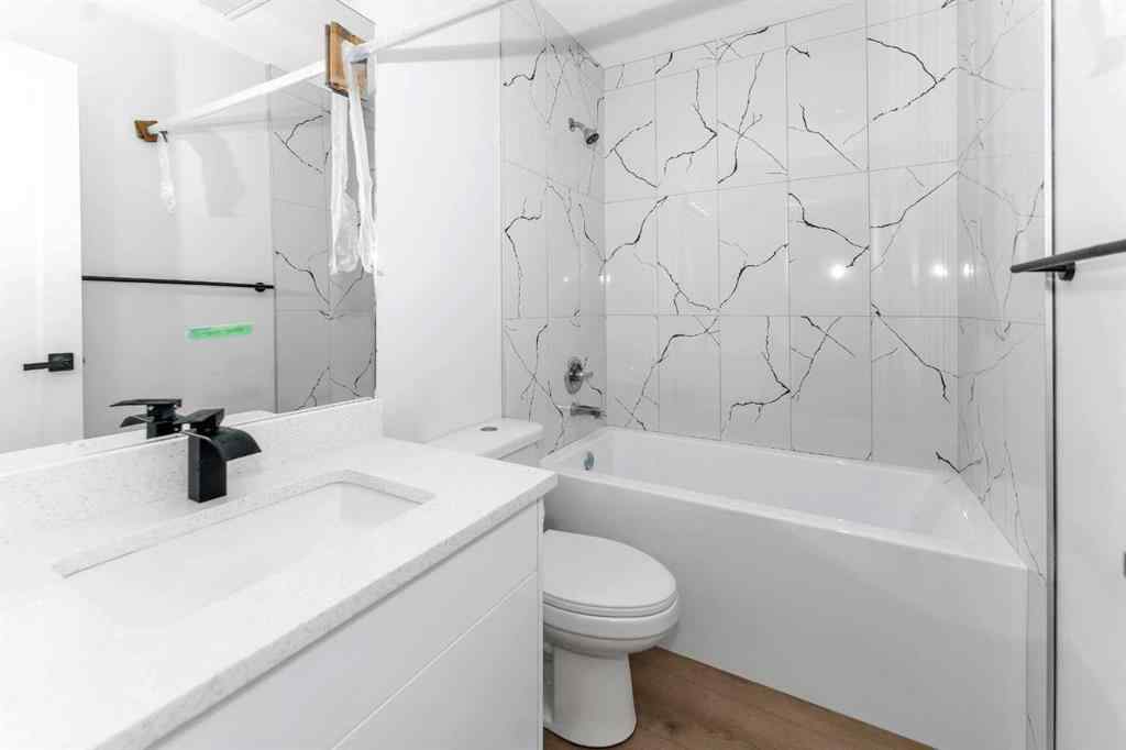 MLS® A2267681 - 915 Pinecliff Drive NE in Pineridge Calgary, Residential