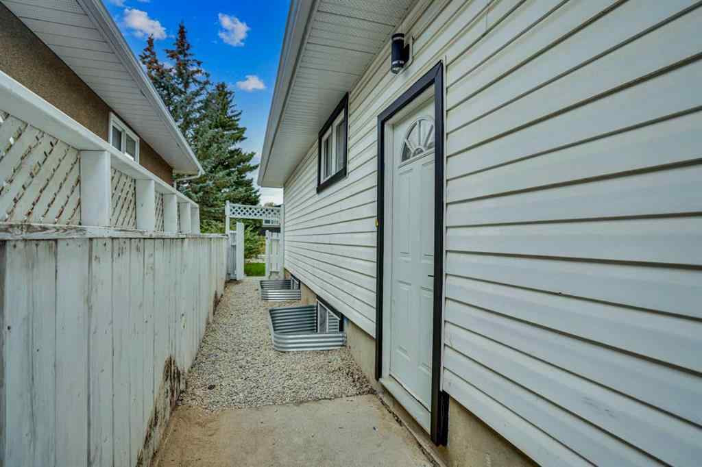 MLS® A2267682 - 6116 Buckthorn Road NW in Thorncliffe Calgary, Residential