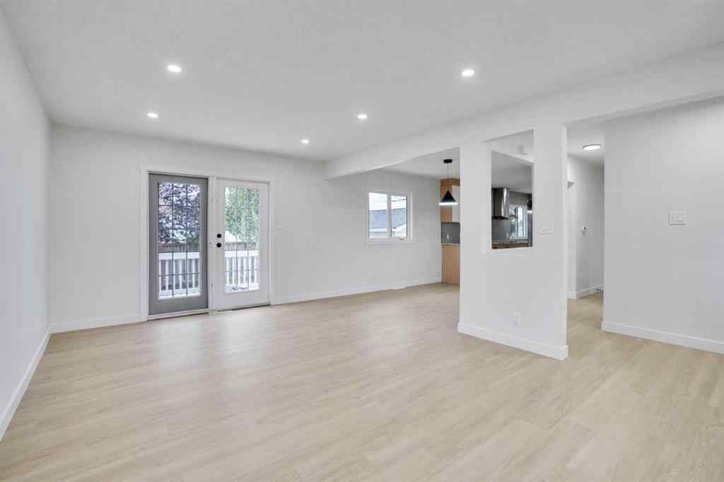 MLS® A2267682 - 6116 Buckthorn Road NW in Thorncliffe Calgary, Residential