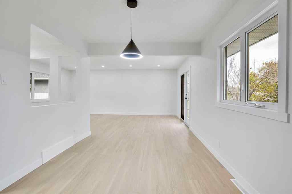 MLS® A2267682 - 6116 Buckthorn Road NW in Thorncliffe Calgary, Residential