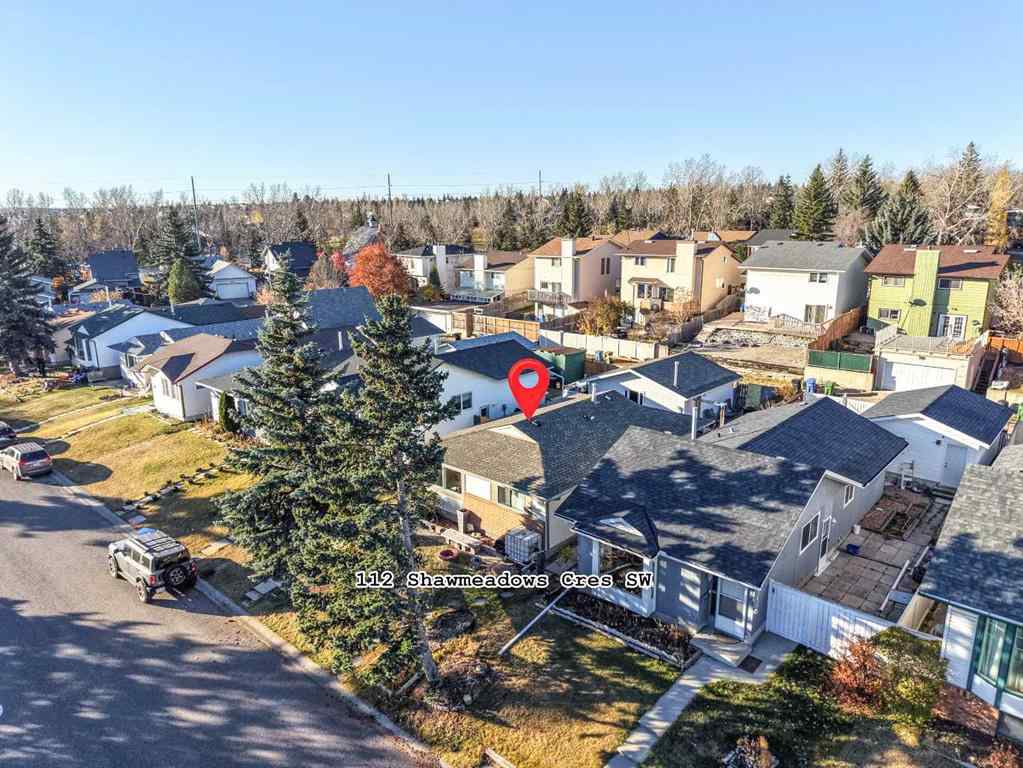 MLS® A2267684 - 112 Shawmeadows Crescent SW in Shawnessy Calgary, Residential