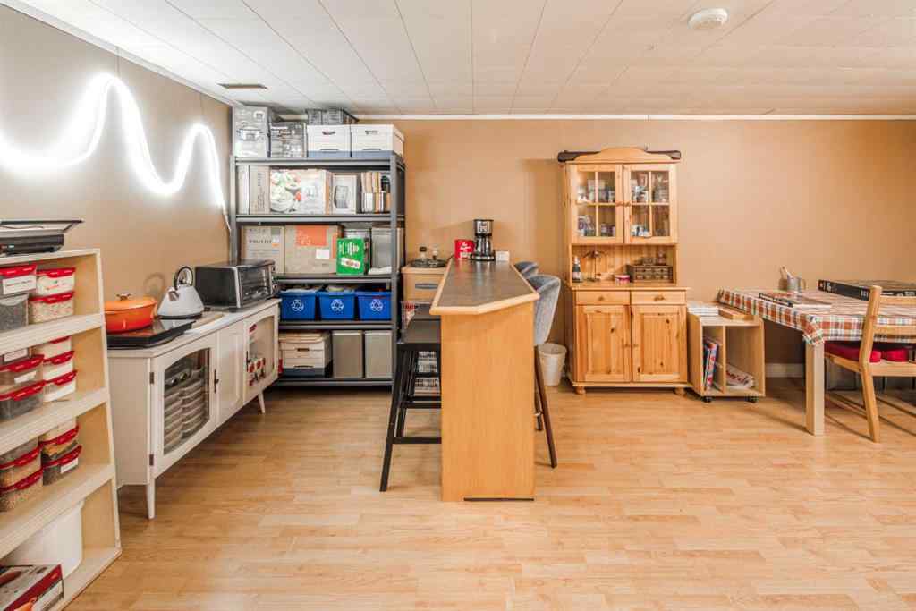 MLS® A2267684 - 112 Shawmeadows Crescent SW in Shawnessy Calgary, Residential