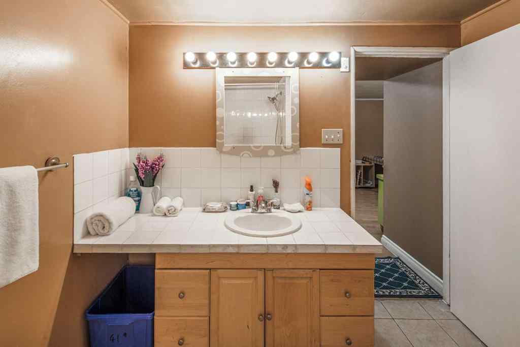 MLS® A2267684 - 112 Shawmeadows Crescent SW in Shawnessy Calgary, Residential