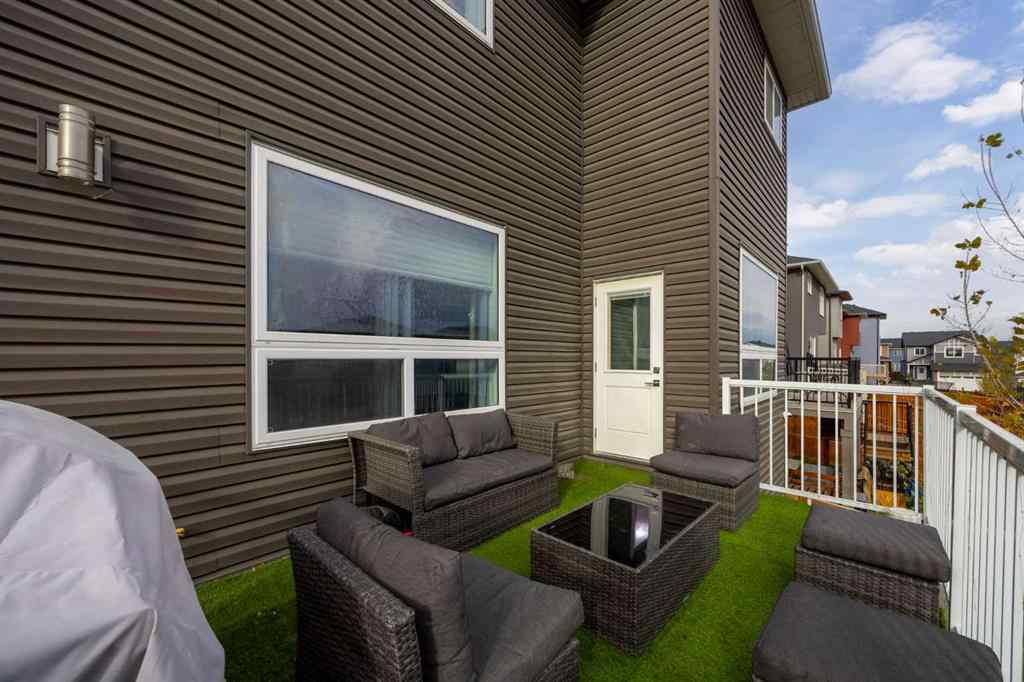 MLS® A2267686 - 106 Baysprings Gardens SW in Baysprings Airdrie, Residential