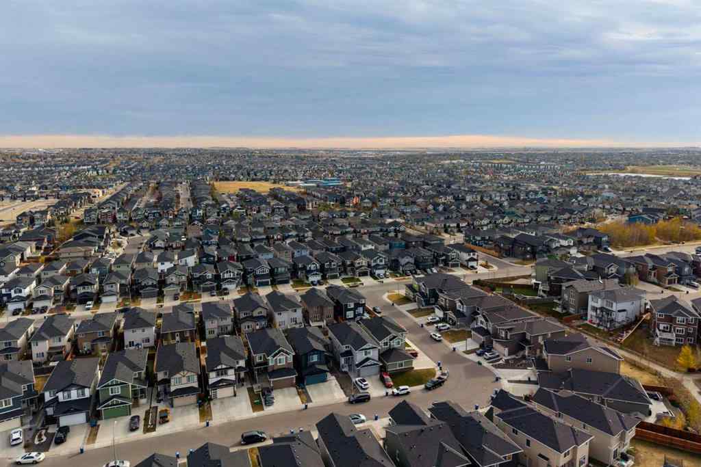 MLS® A2267686 - 106 Baysprings Gardens SW in Baysprings Airdrie, Residential