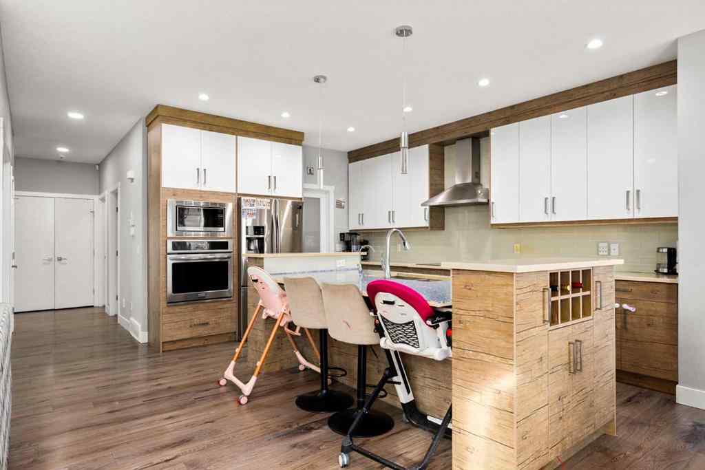 MLS® A2267686 - 106 Baysprings Gardens SW in Baysprings Airdrie, Residential