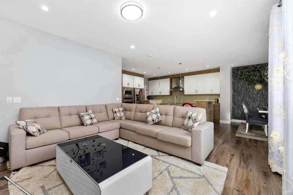 MLS® A2267686 - 106 Baysprings Gardens SW in Baysprings Airdrie, Residential