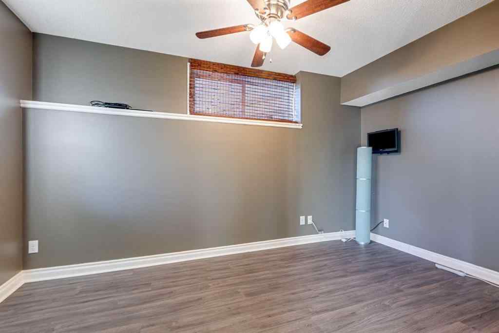 MLS® A2267688 - 521 Westmount Close  in Westmount_OK Okotoks, Residential