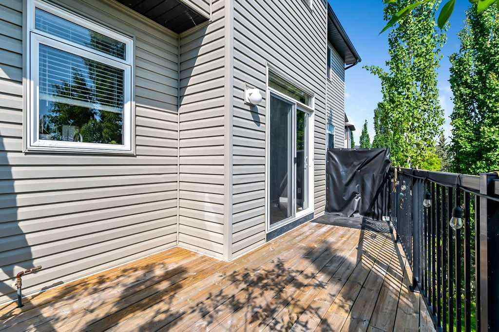 MLS® A2267688 - 521 Westmount Close  in Westmount_OK Okotoks, Residential