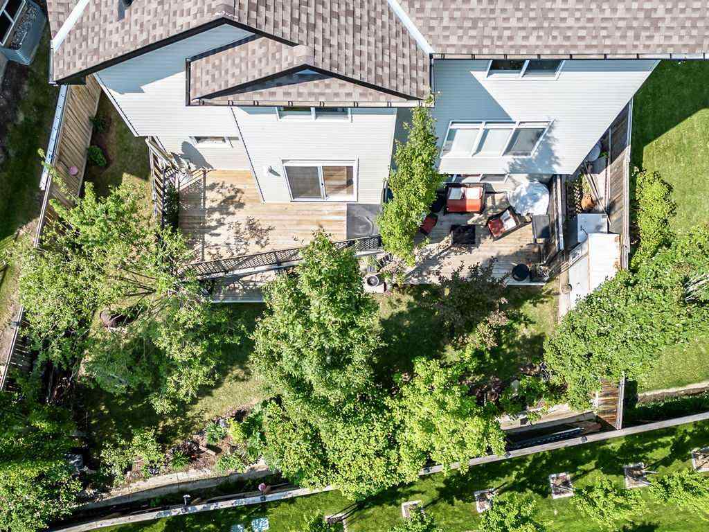 MLS® A2267688 - 521 Westmount Close  in Westmount_OK Okotoks, Residential