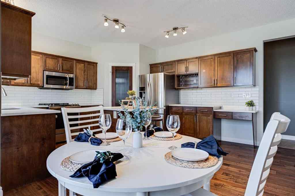 MLS® A2267688 - 521 Westmount Close  in Westmount_OK Okotoks, Residential