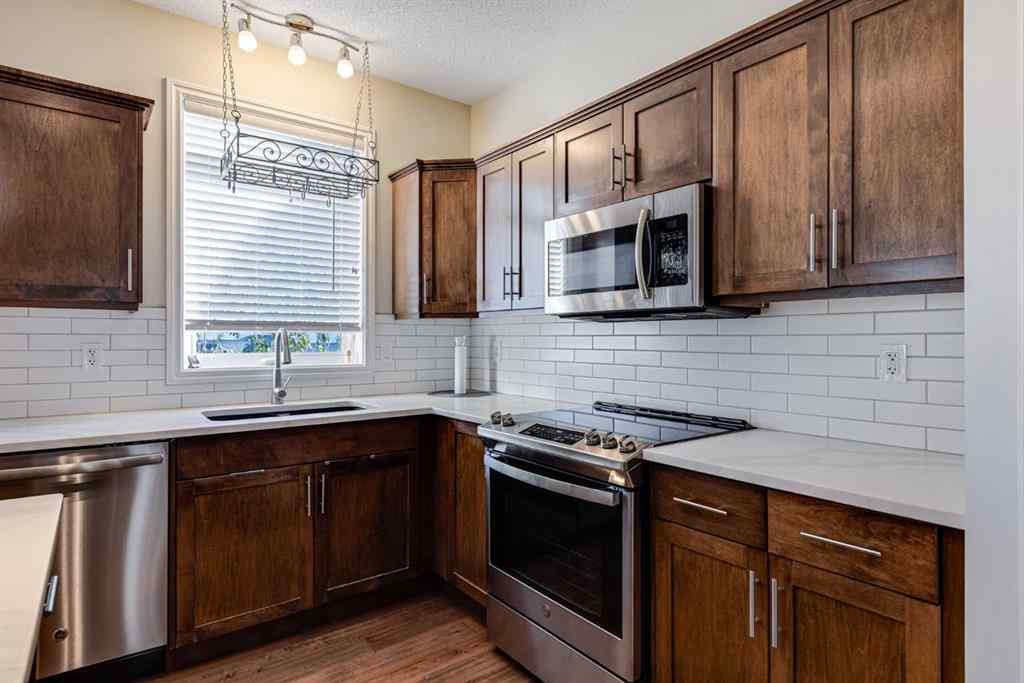 MLS® A2267688 - 521 Westmount Close  in Westmount_OK Okotoks, Residential