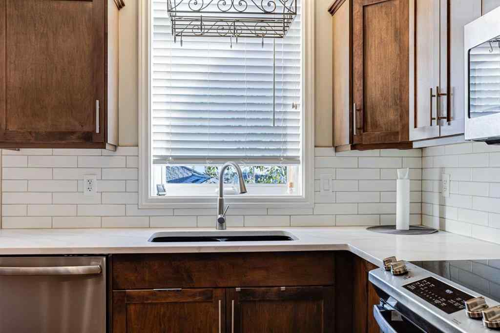 MLS® A2267688 - 521 Westmount Close  in Westmount_OK Okotoks, Residential