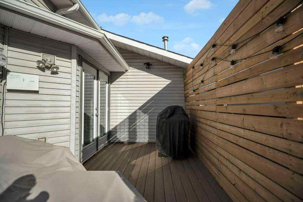 MLS® A2267691 - 164 Mckerrell Crescent SE in McKenzie Lake Calgary, Residential