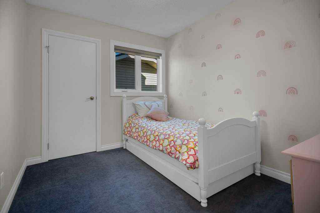 MLS® A2267691 - 164 Mckerrell Crescent SE in McKenzie Lake Calgary, Residential