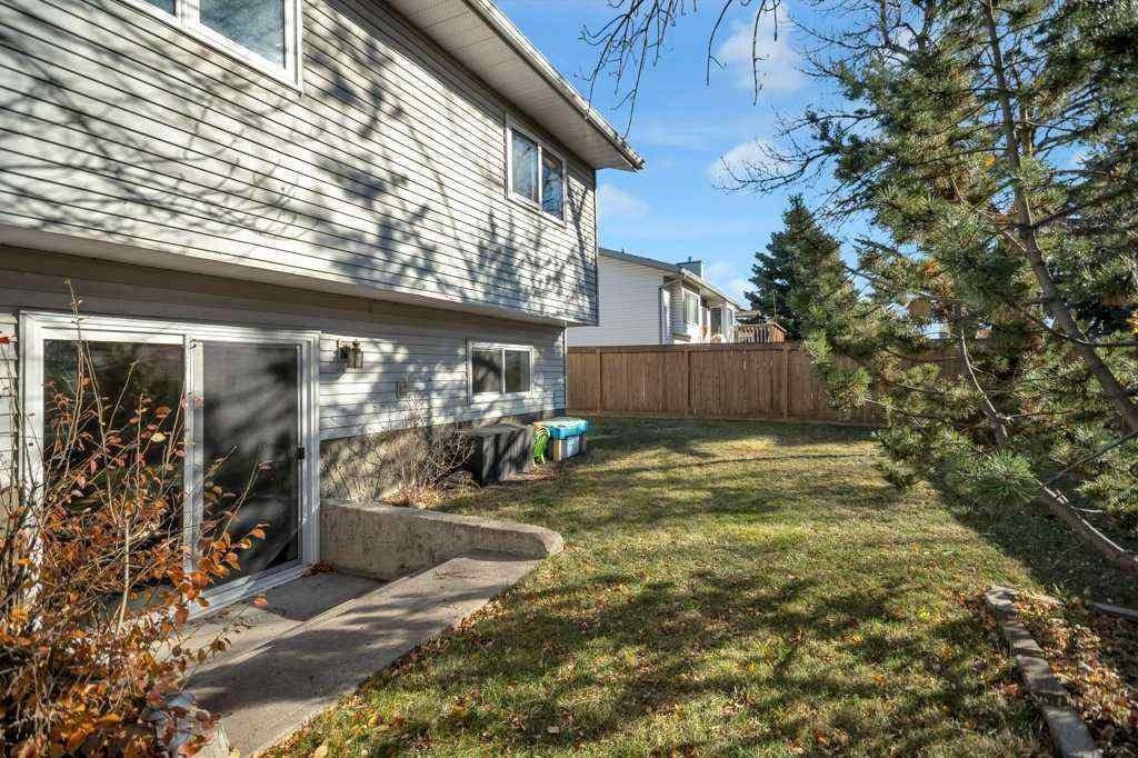 MLS® A2267691 - 164 Mckerrell Crescent SE in McKenzie Lake Calgary, Residential