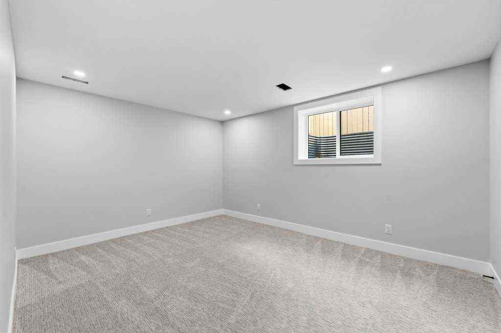 MLS® A2267695 - 711 Mckenzie Lake Bay SE in McKenzie Lake Calgary, Residential