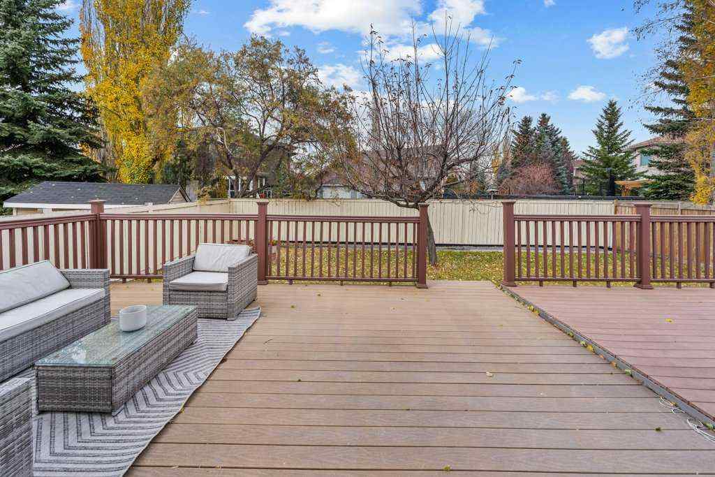MLS® A2267695 - 711 Mckenzie Lake Bay SE in McKenzie Lake Calgary, Residential