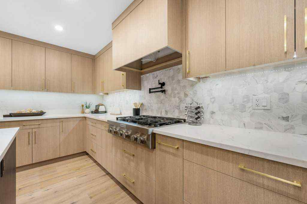 MLS® A2267695 - 711 Mckenzie Lake Bay SE in McKenzie Lake Calgary, Residential