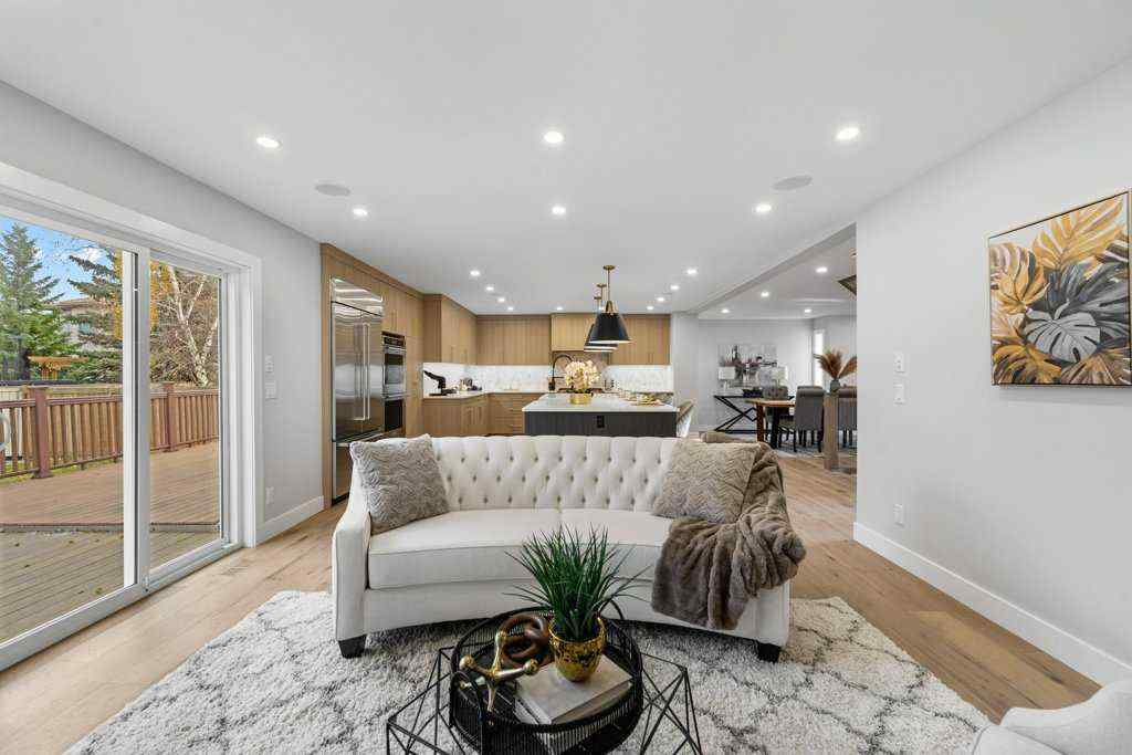 MLS® A2267695 - 711 Mckenzie Lake Bay SE in McKenzie Lake Calgary, Residential