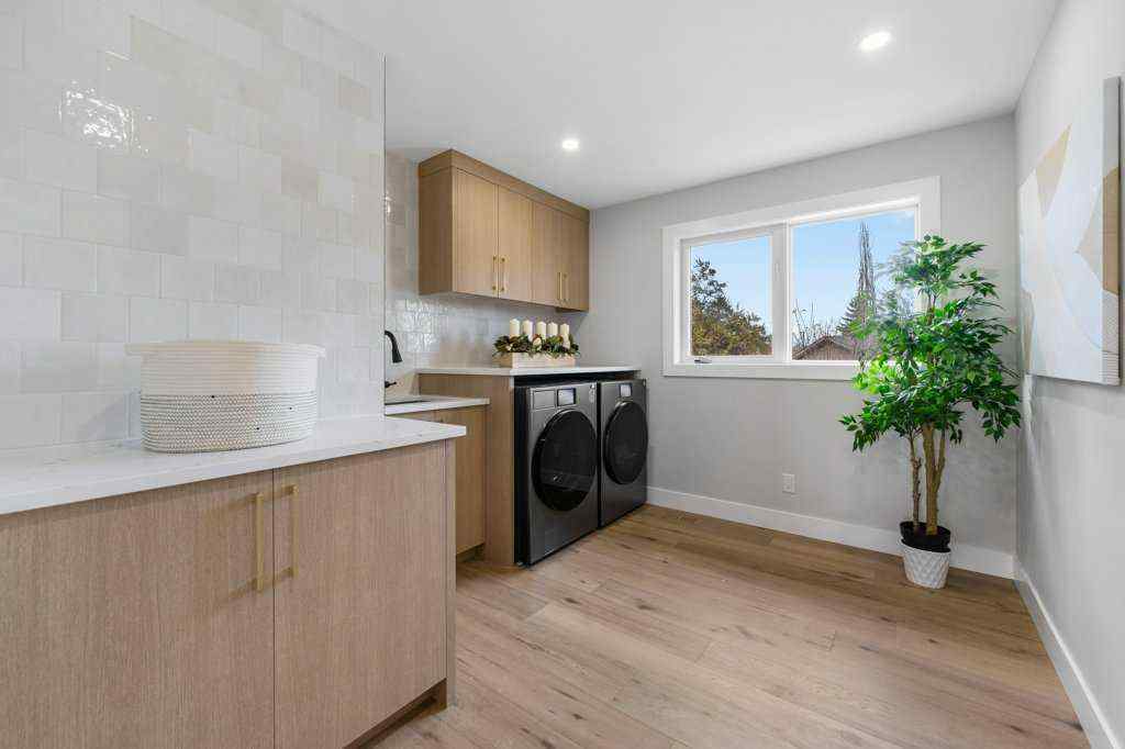 MLS® A2267695 - 711 Mckenzie Lake Bay SE in McKenzie Lake Calgary, Residential