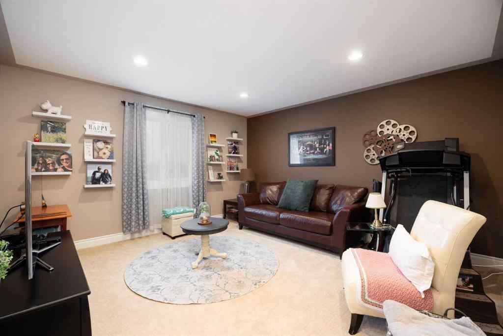 MLS® A2267696 - 249 Walnut Crescent  in Timberlea Fort McMurray, Residential