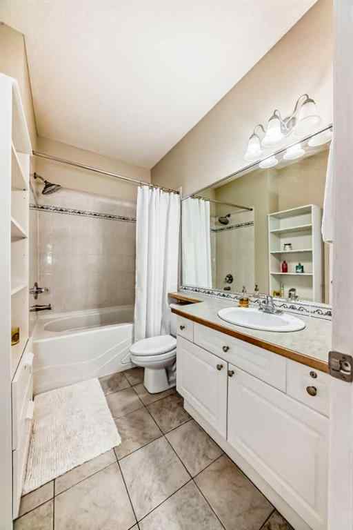 MLS® A2267697 - Unit #1113 1113 Lake Fraser Court SE in Lake Bonavista Calgary, Residential