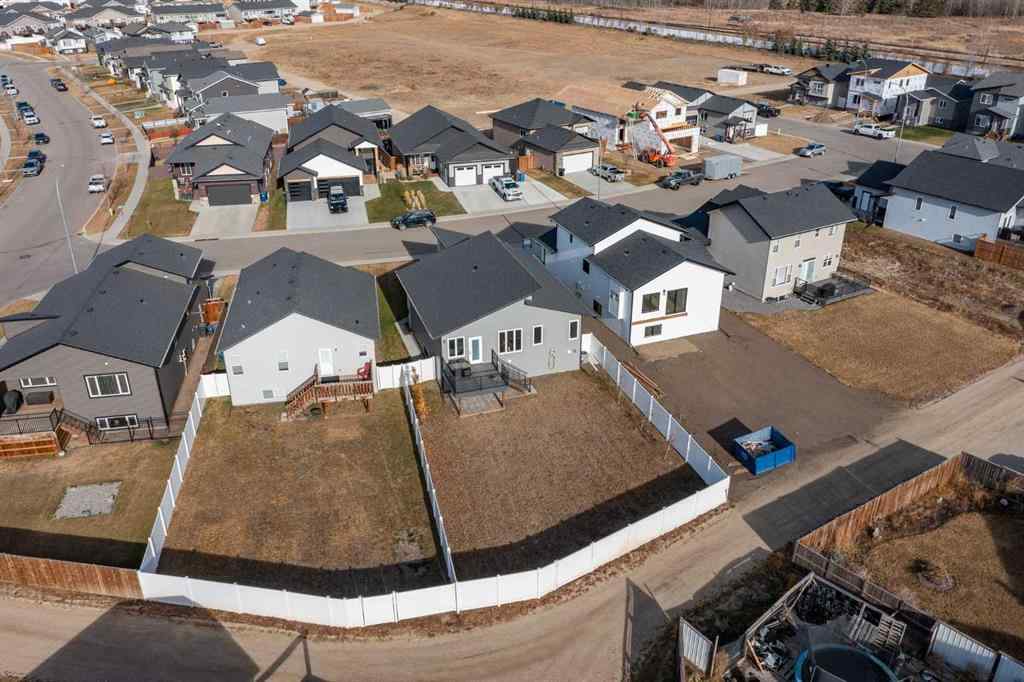 MLS® A2267701 - 9 Aztec Street  in Aurora Blackfalds, Residential