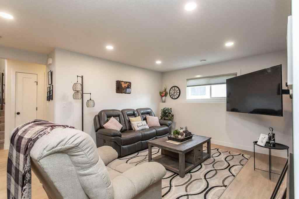 MLS® A2267701 - 9 Aztec Street  in Aurora Blackfalds, Residential