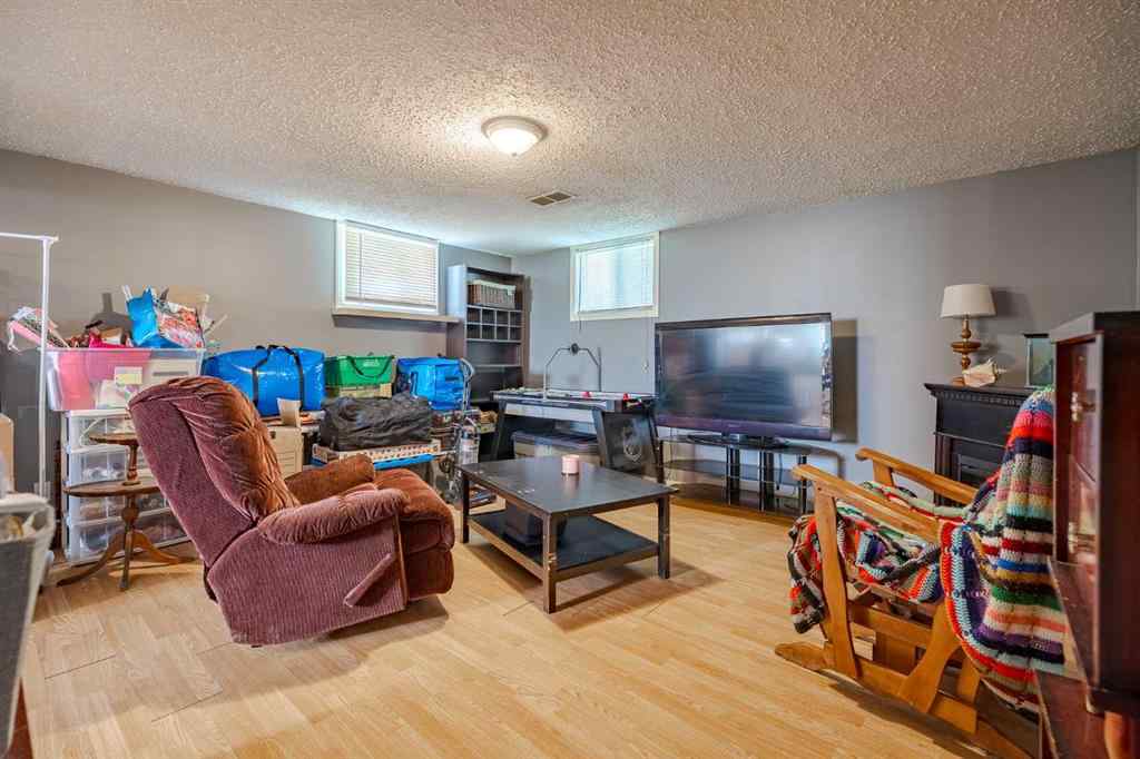 MLS® A2267704 - 841 E Nanton Street  in NONE Carstairs, Residential