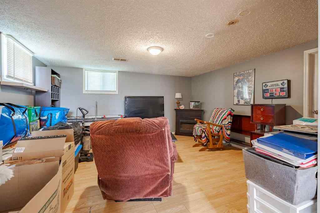 MLS® A2267704 - 841 E Nanton Street  in NONE Carstairs, Residential