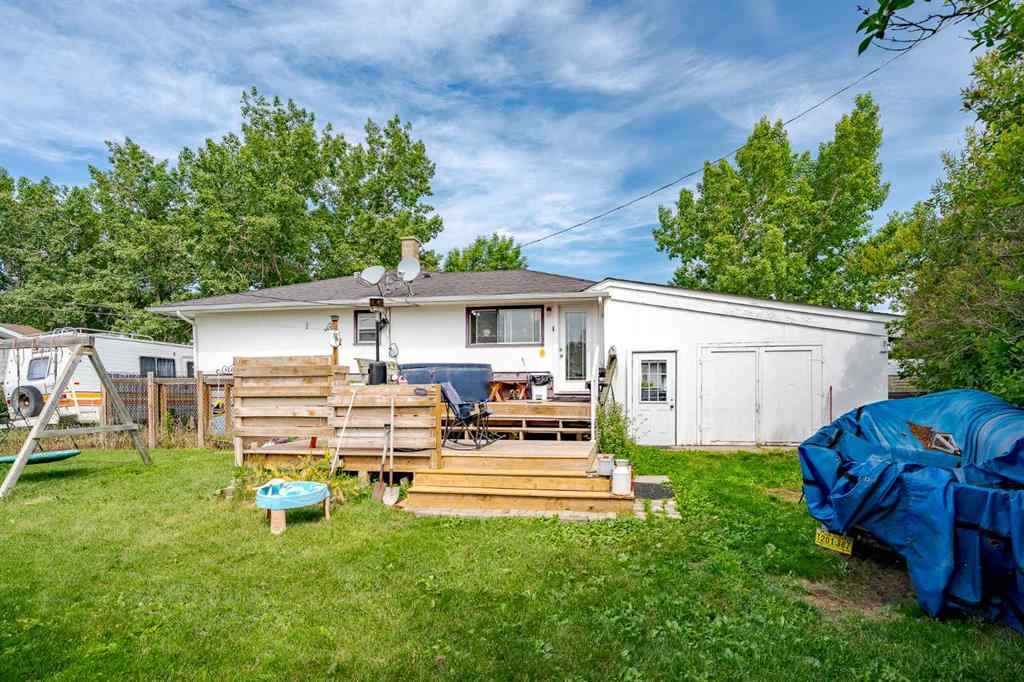 MLS® A2267704 - 841 E Nanton Street  in NONE Carstairs, Residential